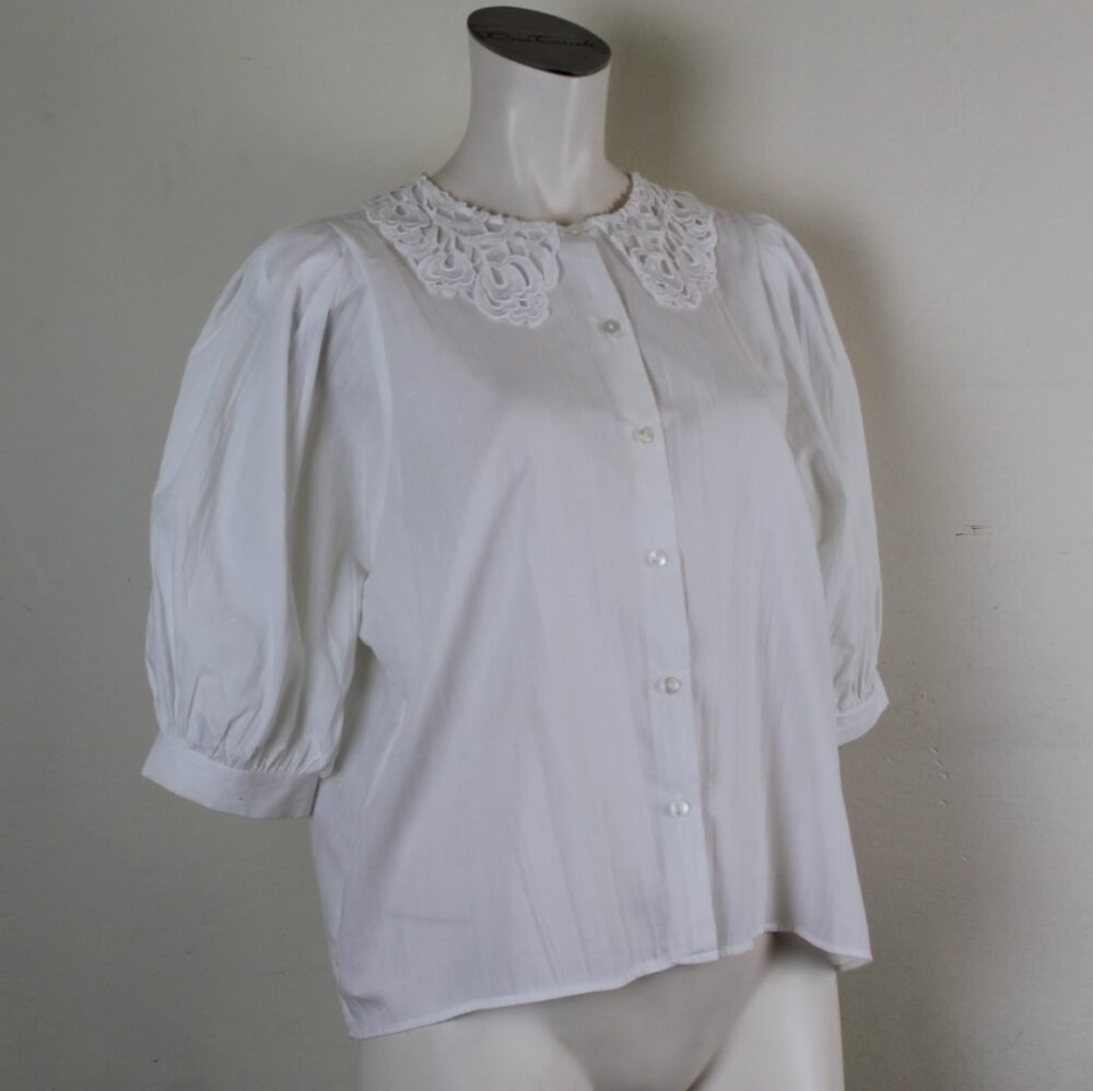 Trachten-Bluse 3/4 Ärmel mit Kragen – Bild 2