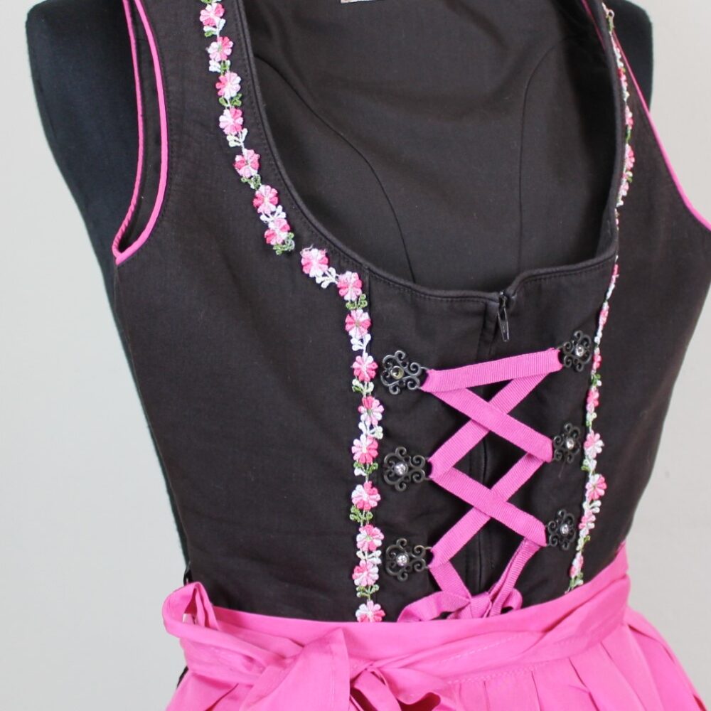 Modisches Dirndl von Stockerpoint – Bild 3