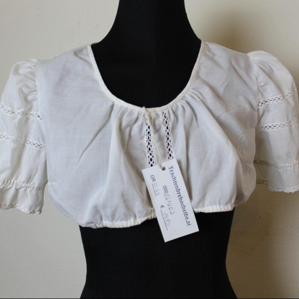 Dirndlbluse – Bild 2