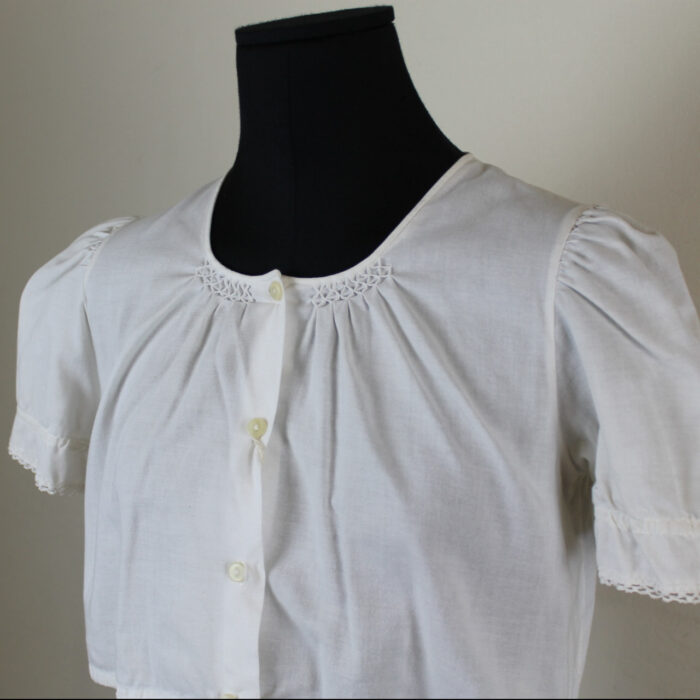 Dirndlbluse