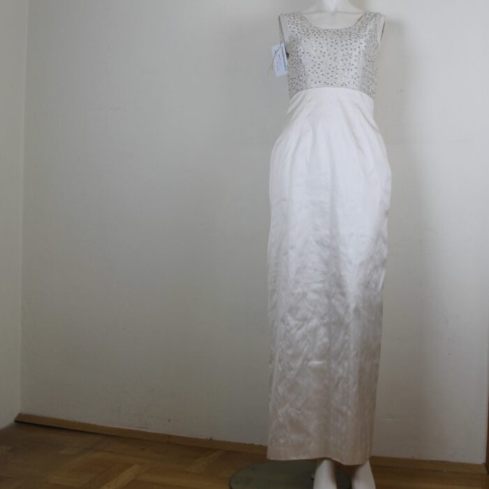 Edles Hassegg Trachten-Kleid