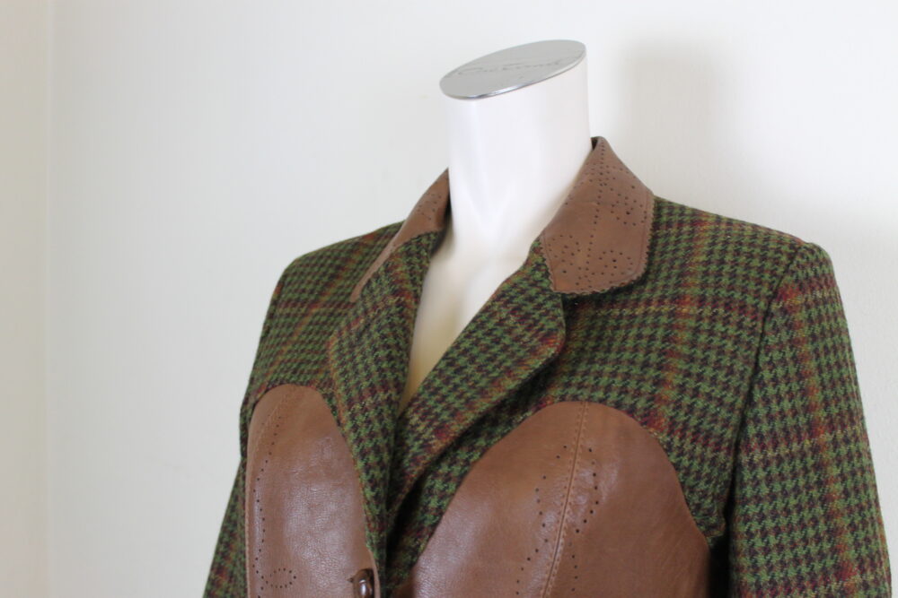 Außergewöhnliche Trachtenjacke mit Leder von Bogys – Bild 2