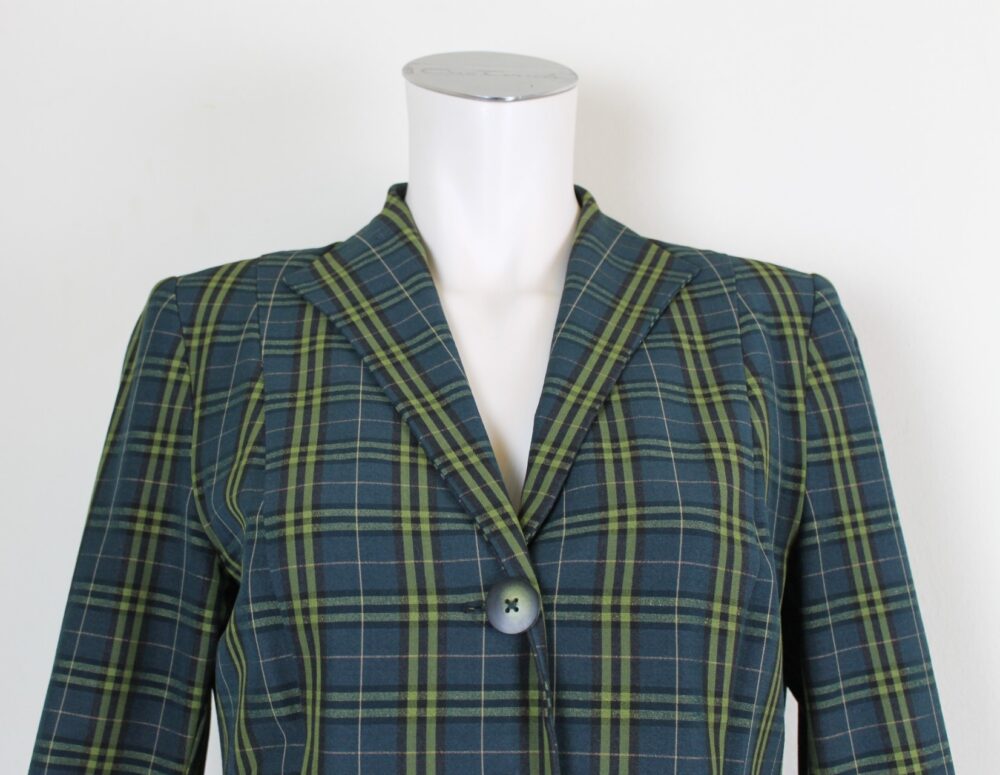 BM Design Trachten-Jacke nach Mass – Bild 3