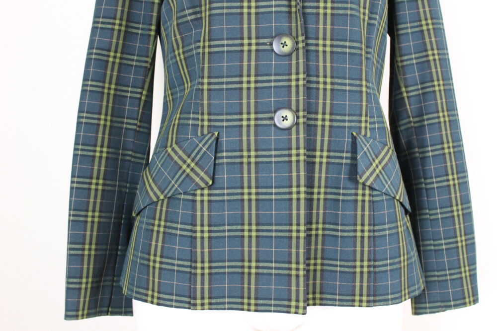 BM Design Trachten-Jacke nach Mass – Bild 4