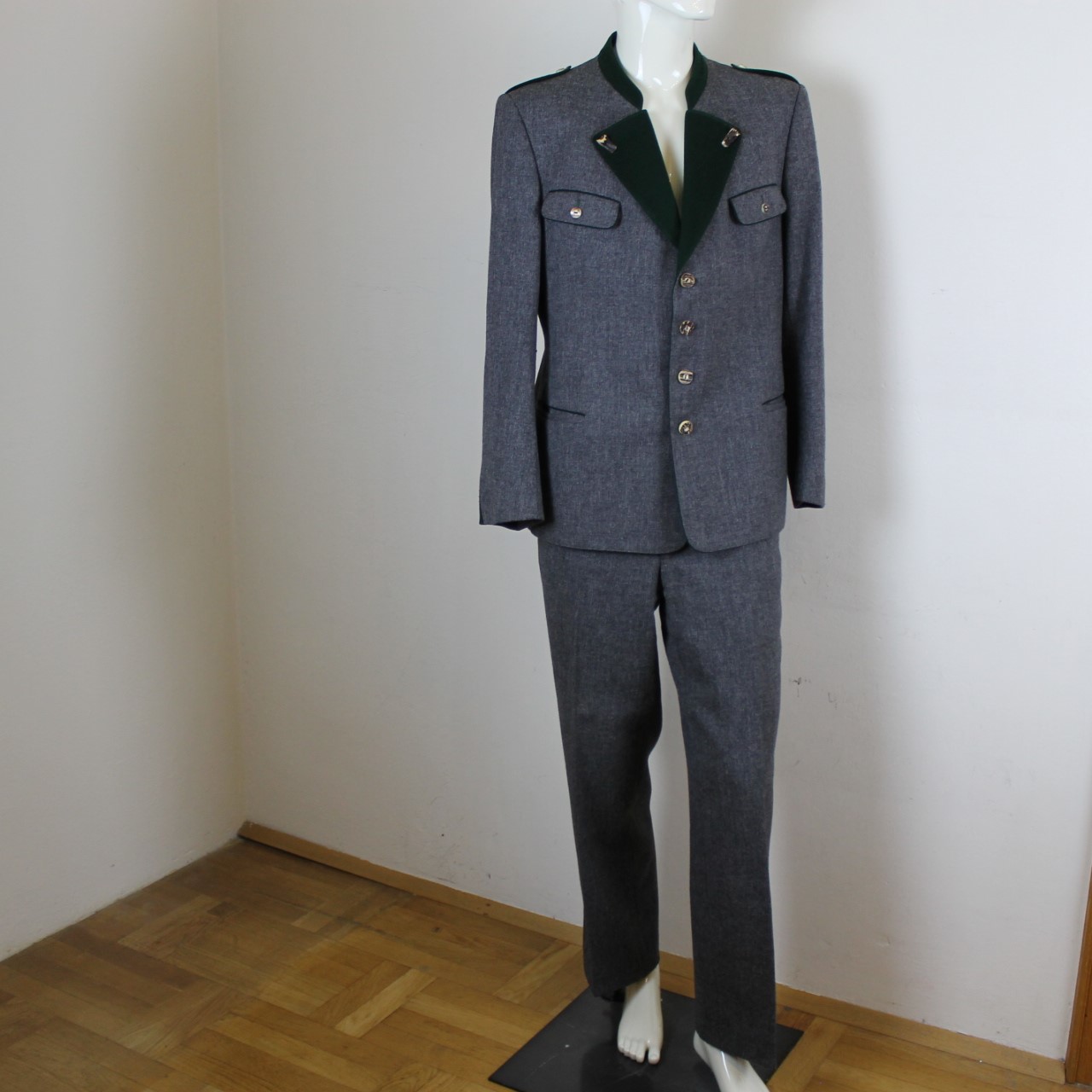 Trachtenanzug von Lodenfrey – Bild 4