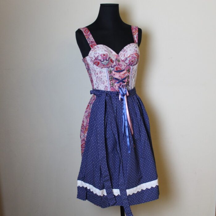Dirndl von Ena Trachten
