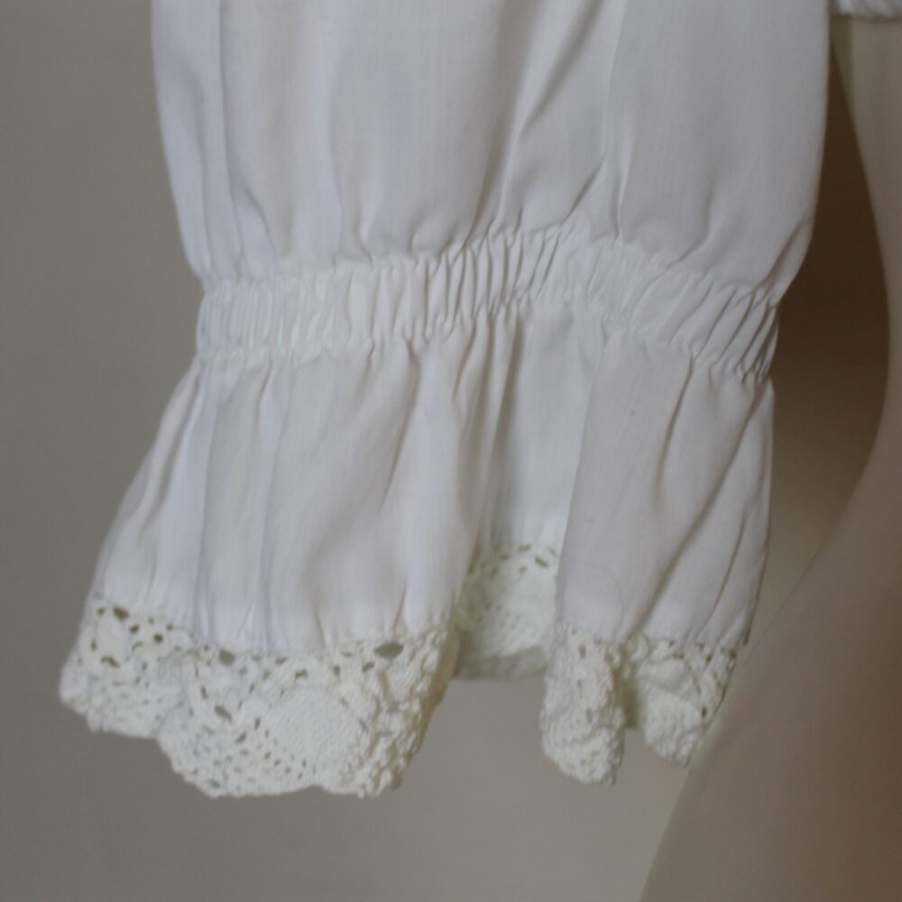 Dirndlbluse mit Spitze – Bild 5