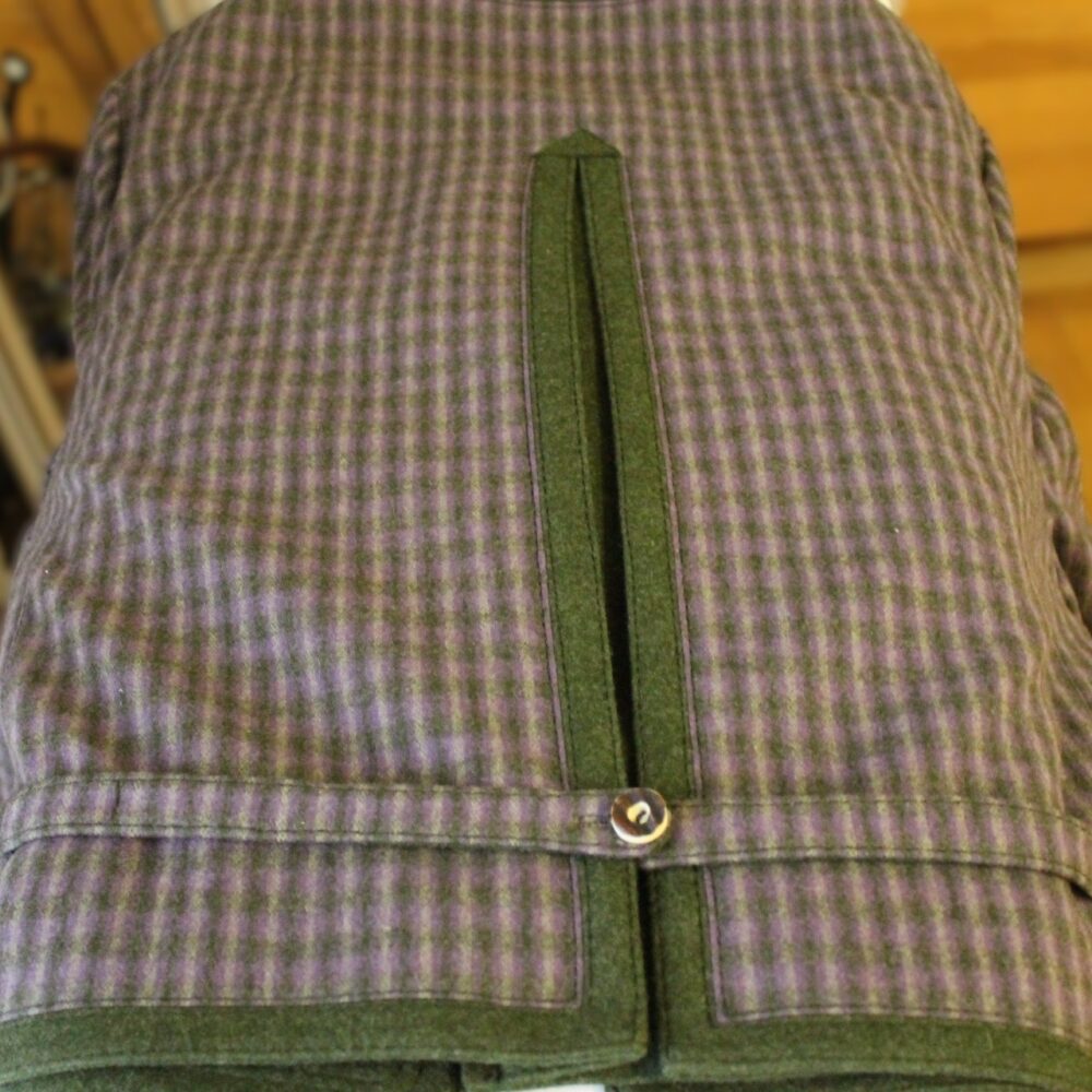 Jacke von Resi Hammerer mit Hirschhornknöpfen – Bild 6