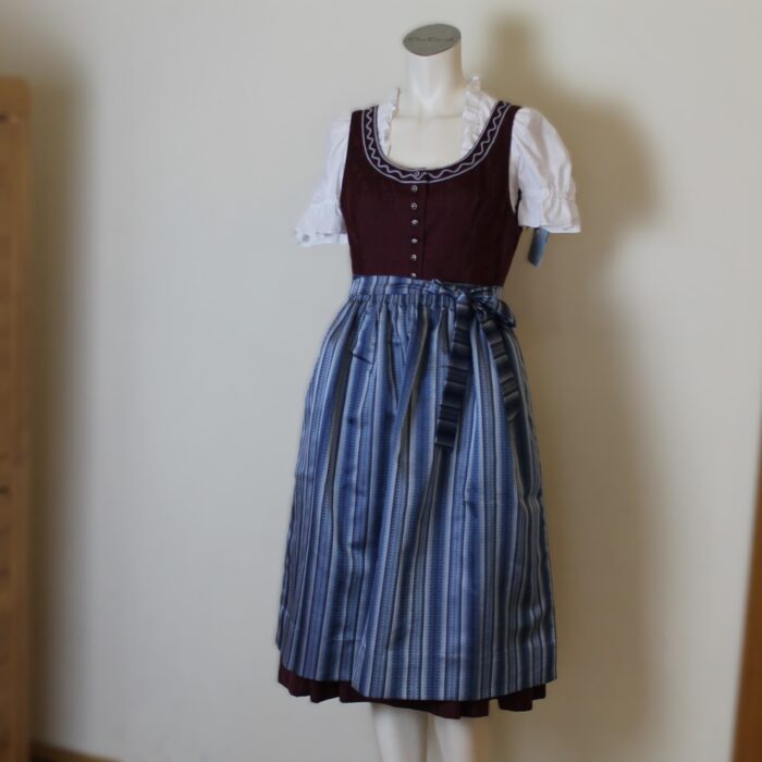 Festliches Dirndl bordeaux, Handarbeit  mit 2 Schürzen   
