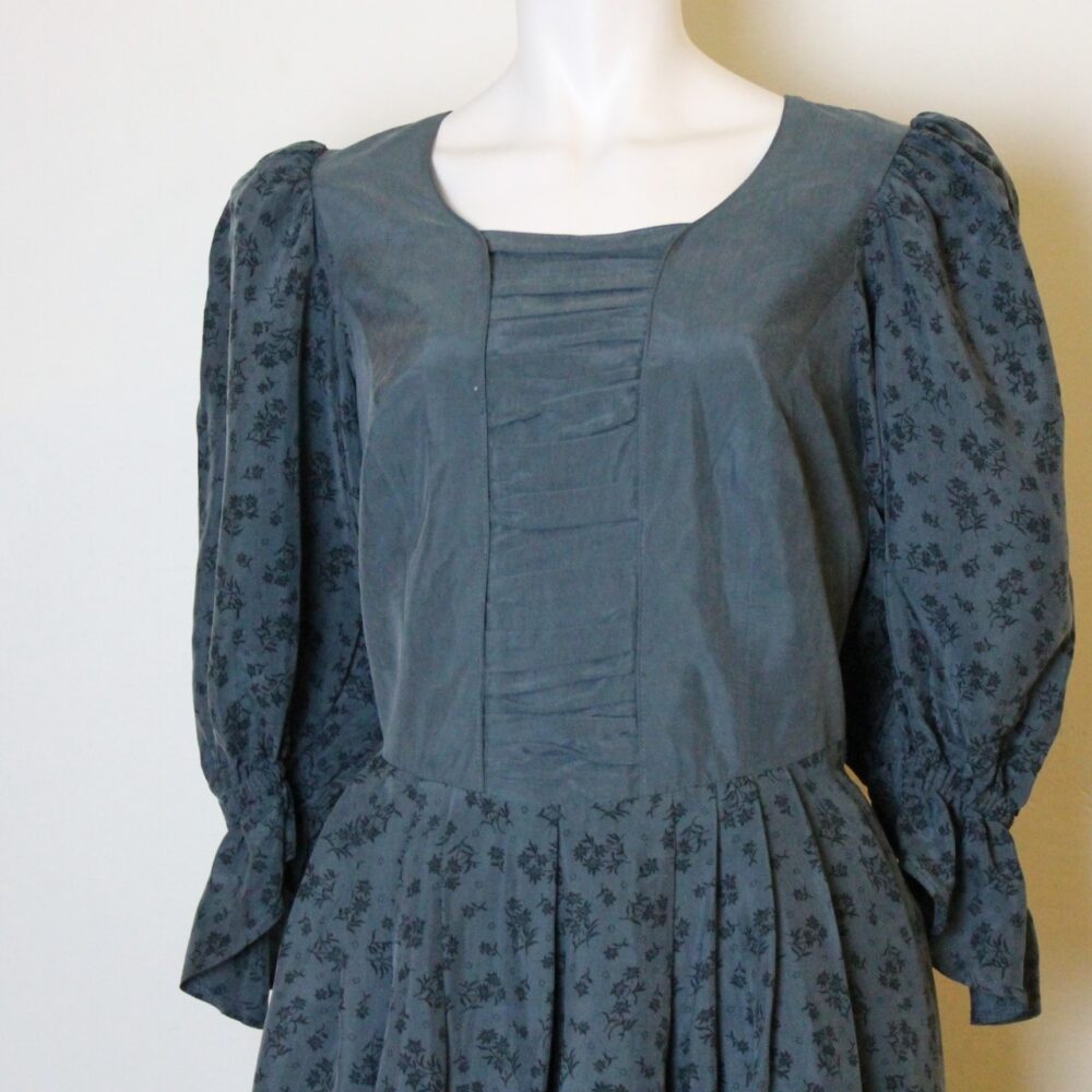 Grünes Trachtenkleid von Country Line      – Bild 4