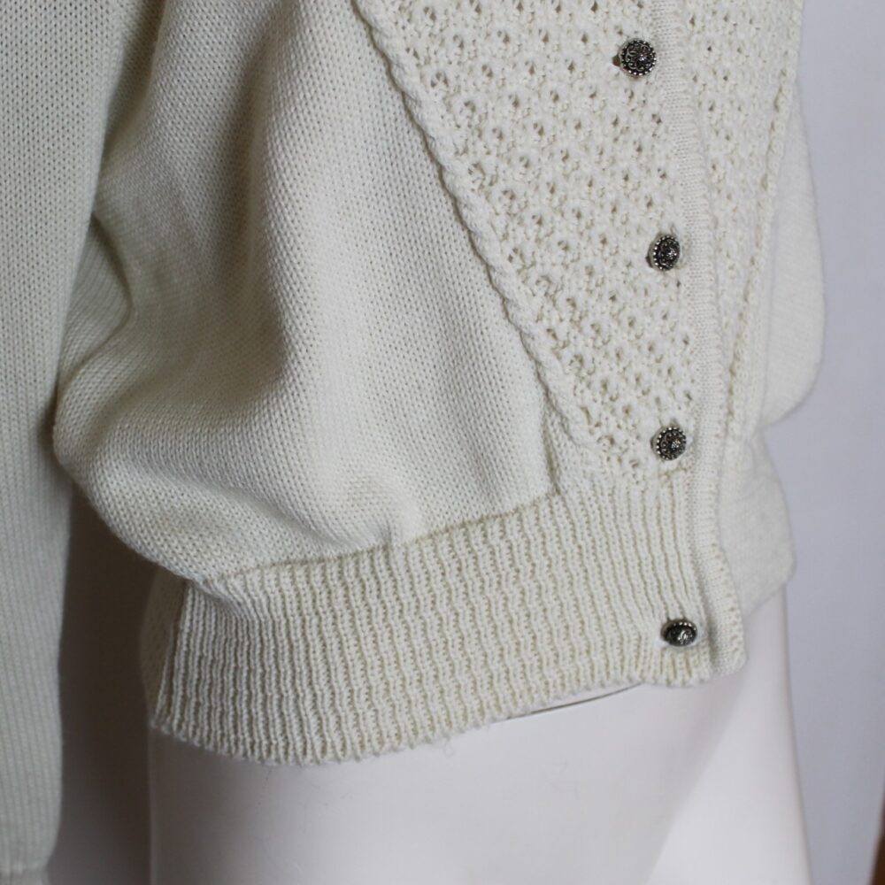 Trachten-Strickjacke – Bild 3