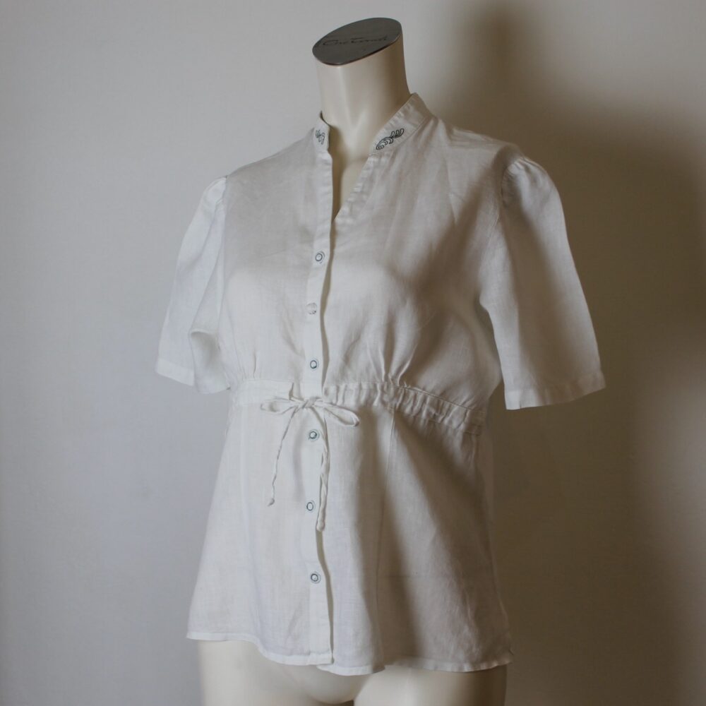 Bluse von h. Moser