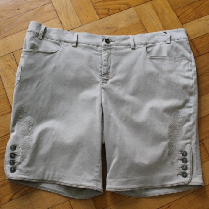 Sommershort Lederhosenoptik
