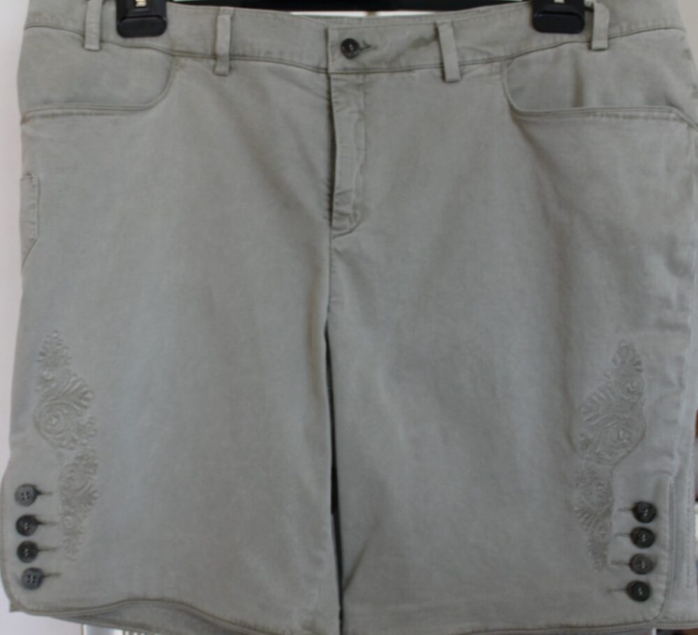 Sommershort Lederhosenoptik – Bild 4