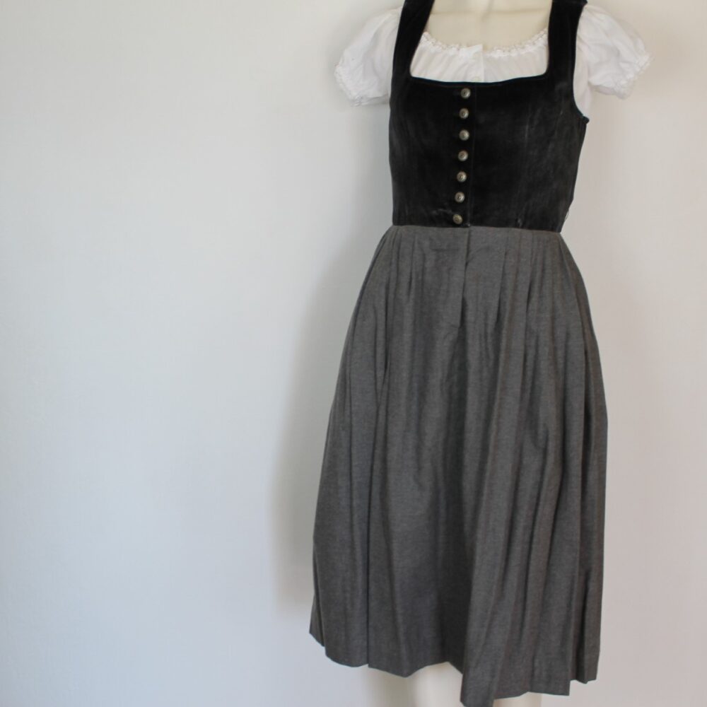 Samtdirndl von h. Moser – Bild 2