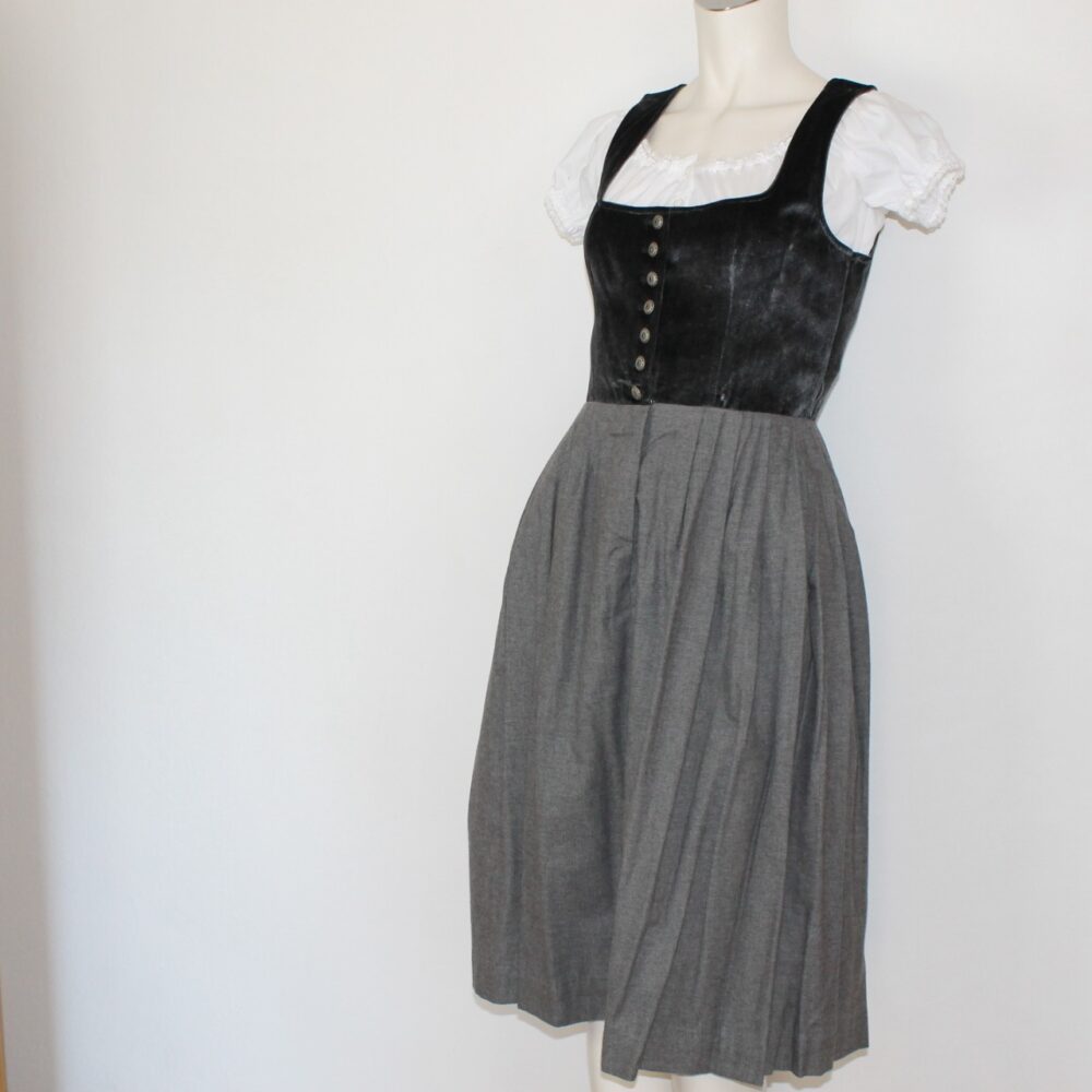 Samtdirndl von h. Moser – Bild 3