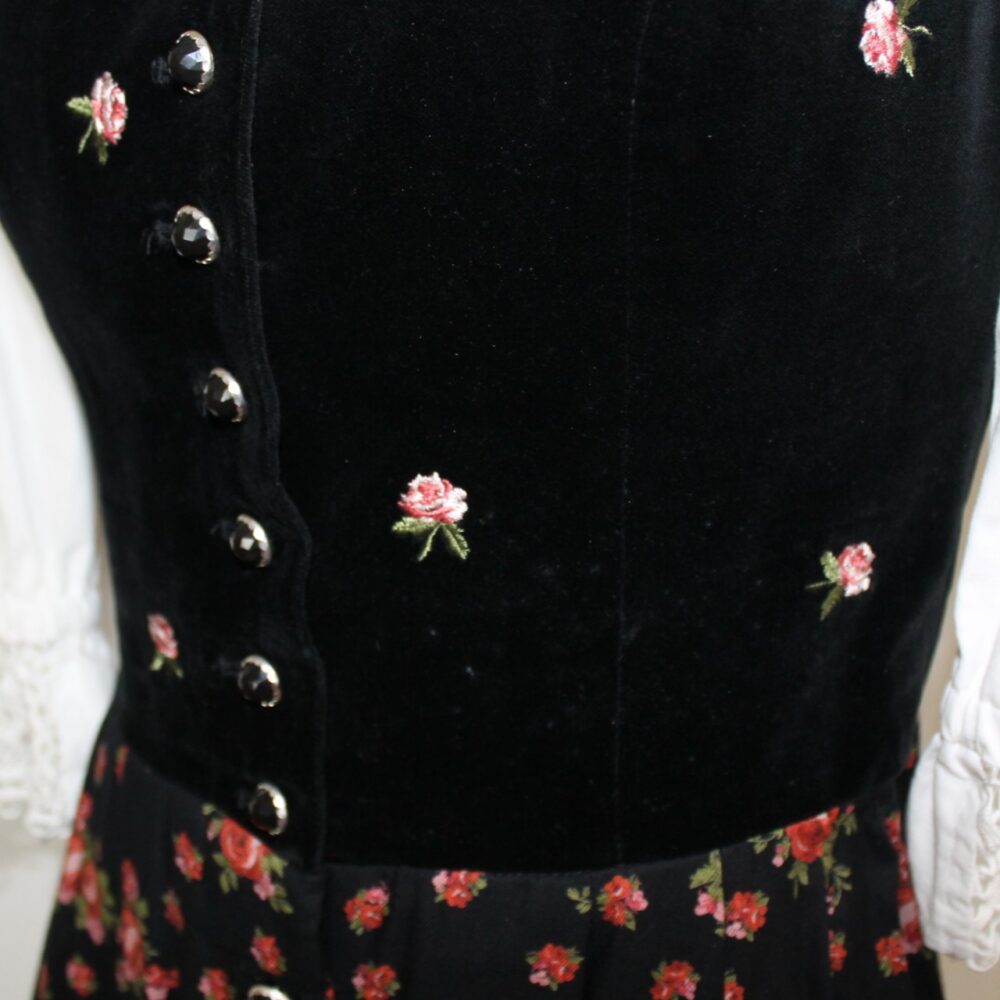 Rosen-Dirndl von Sportalm – Bild 7