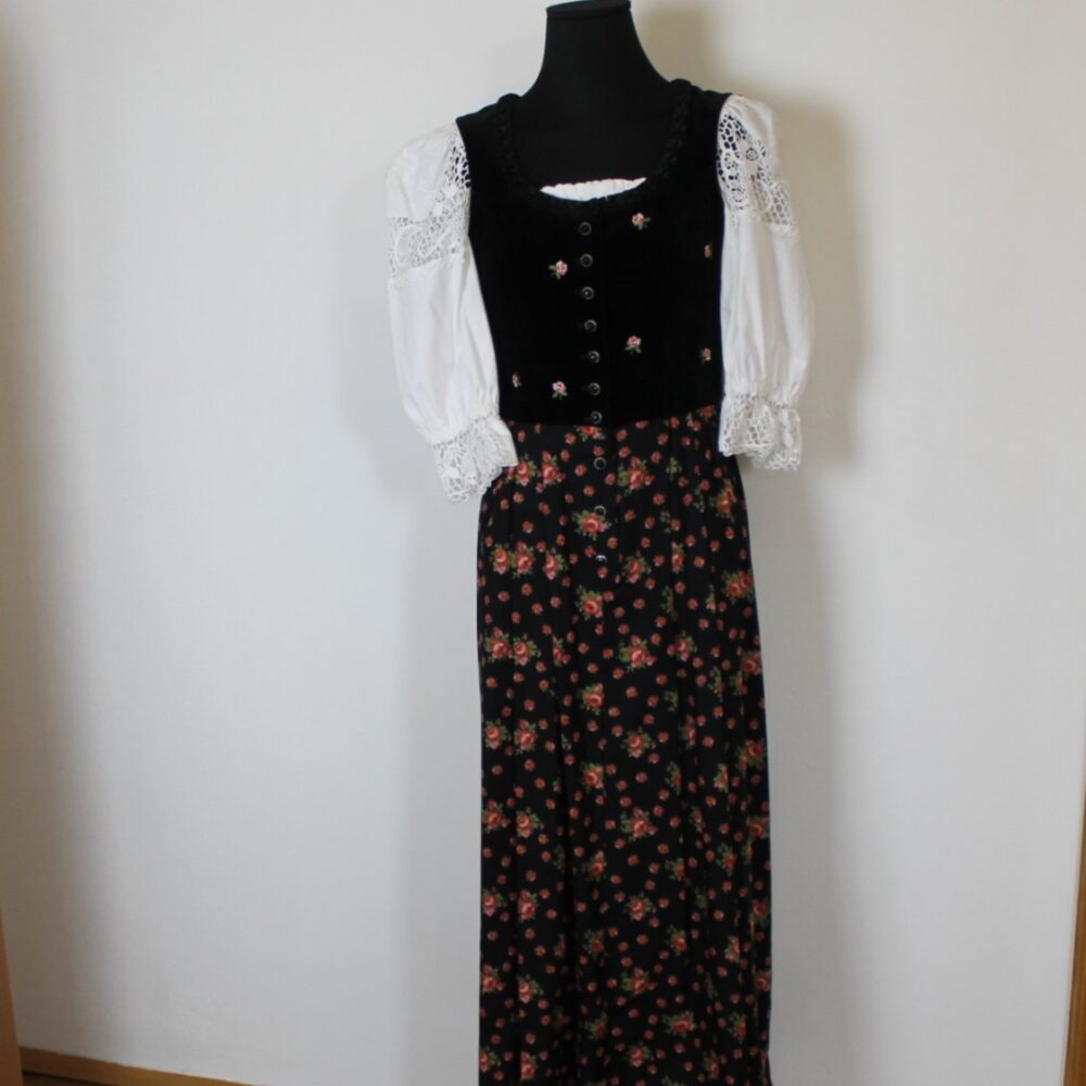 Rosen-Dirndl von Sportalm – Bild 5