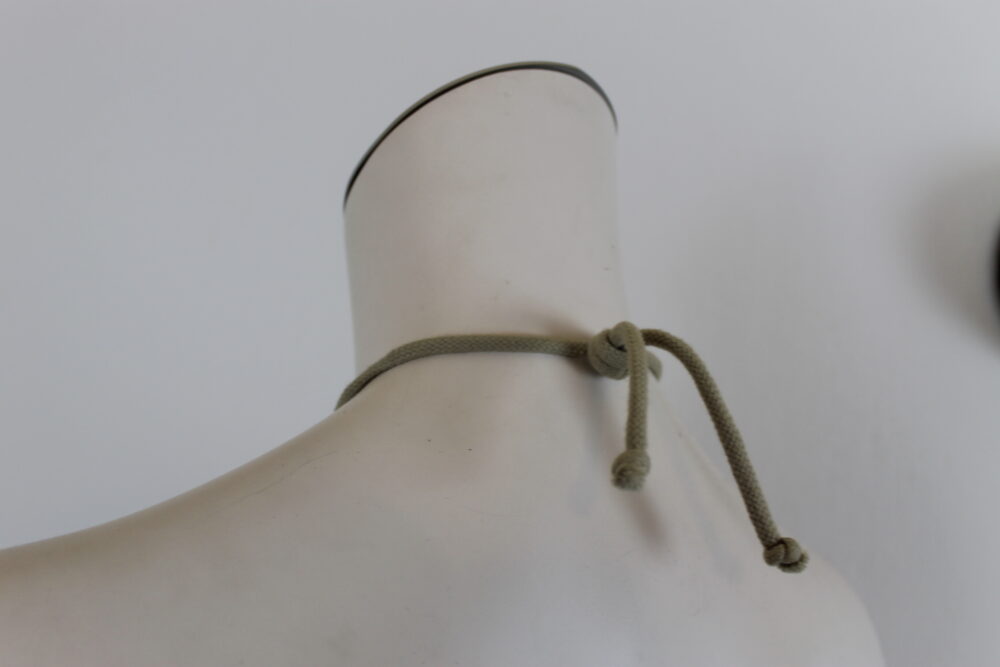 Kette mit Hornelementen – Bild 2