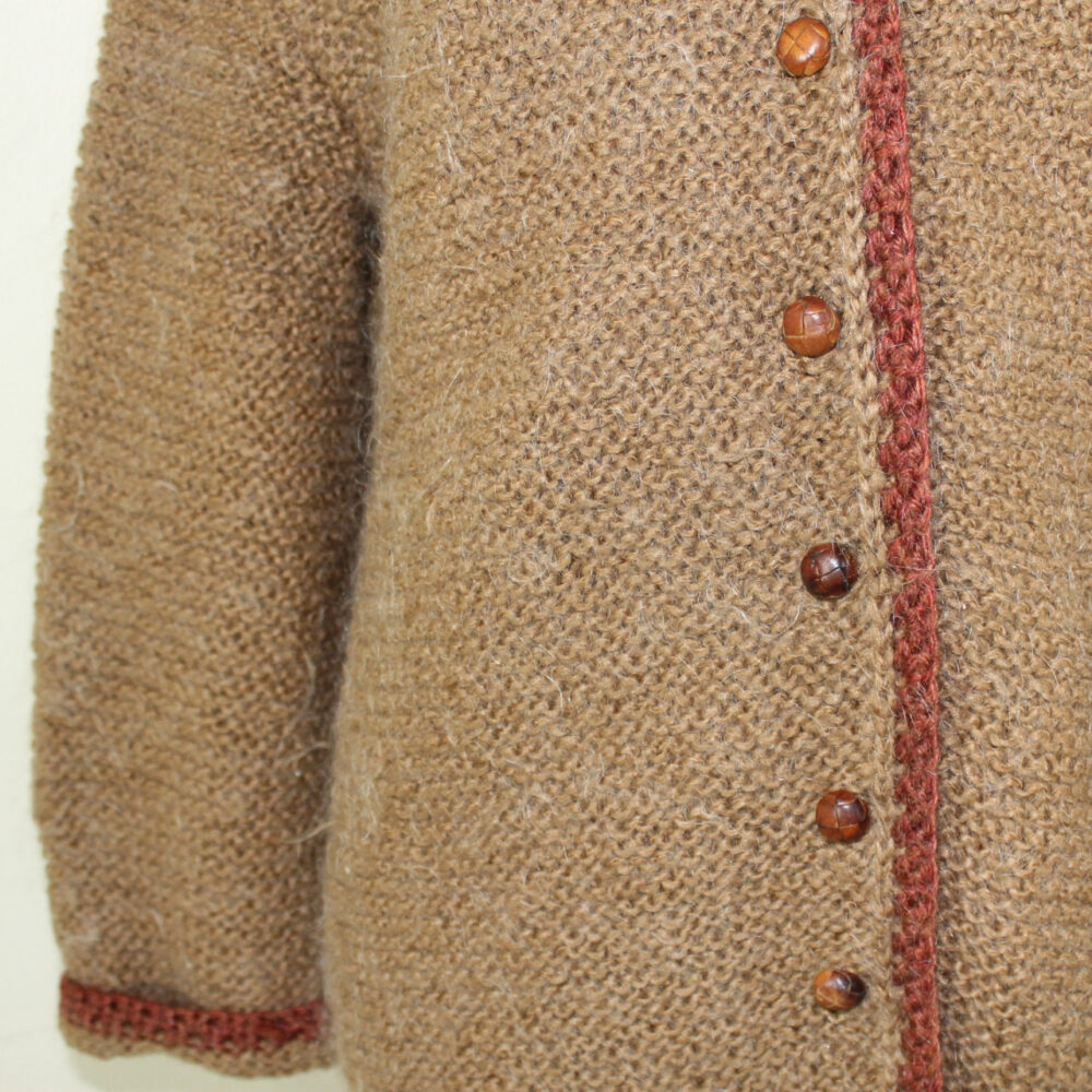 Trachten-Strickjacke – Bild 2