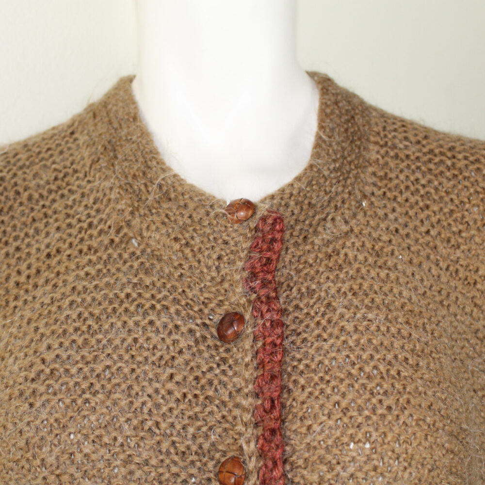 Trachten-Strickjacke – Bild 4