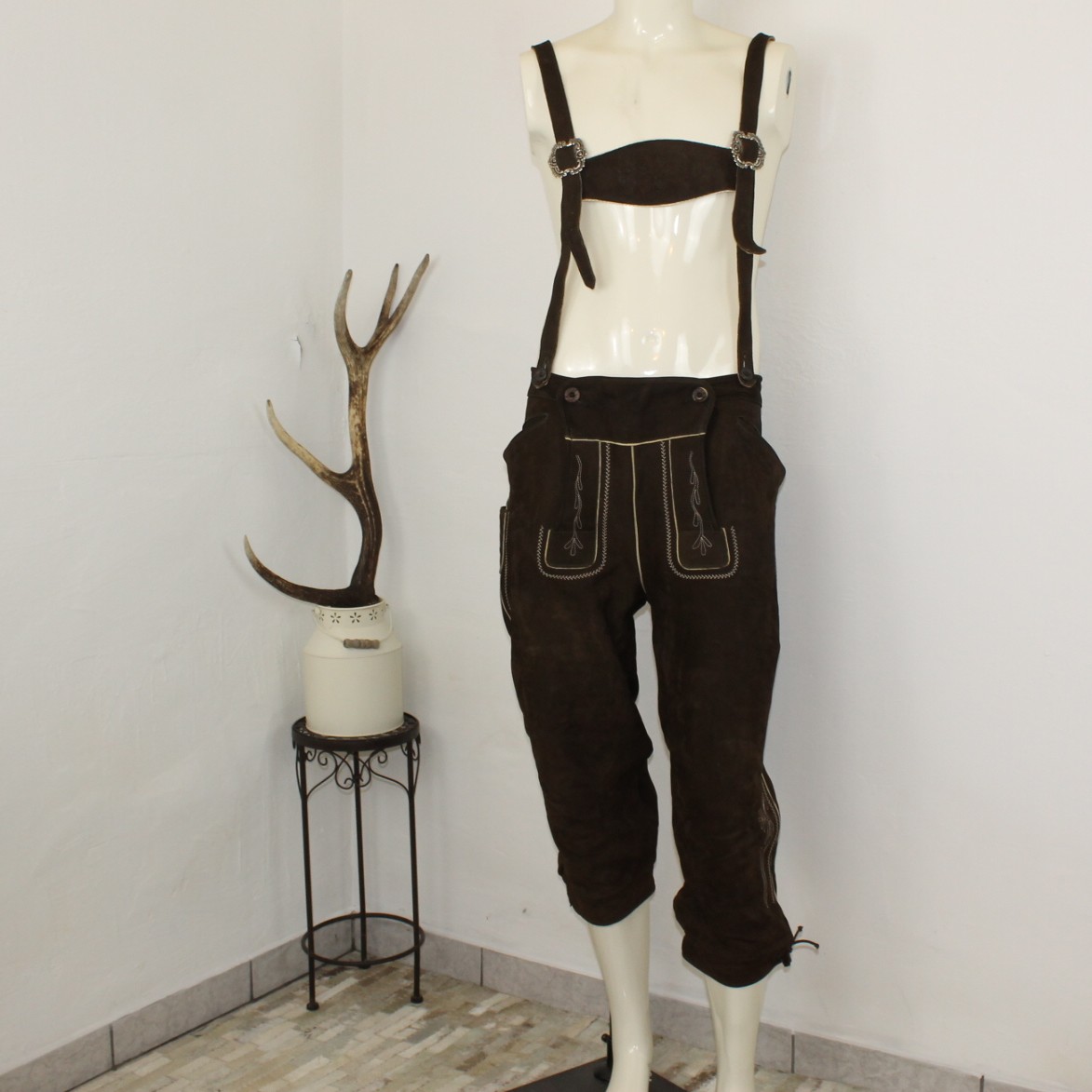 Lederhose Kniebund in Größe 56