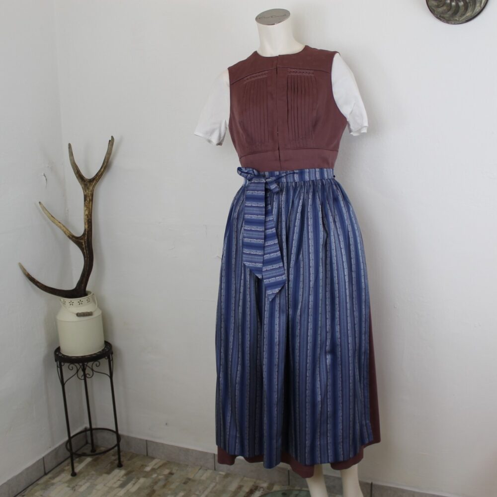 Obdacher Dirndl (Handwebtracht) in Größe 42