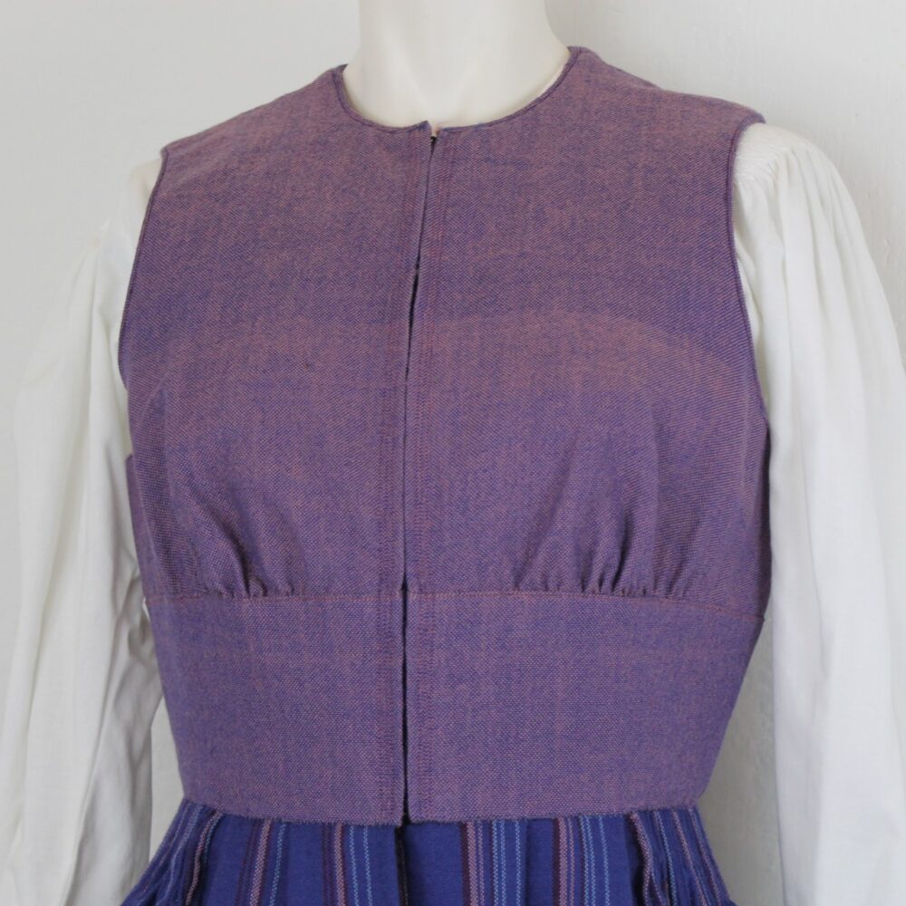 Dirndl (Tauern Handwebtracht) in Größe 42 – Bild 7