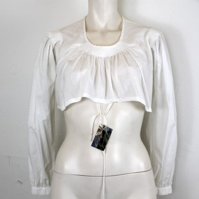Traditionelle Dirndlbluse, langarm in Größe 42
