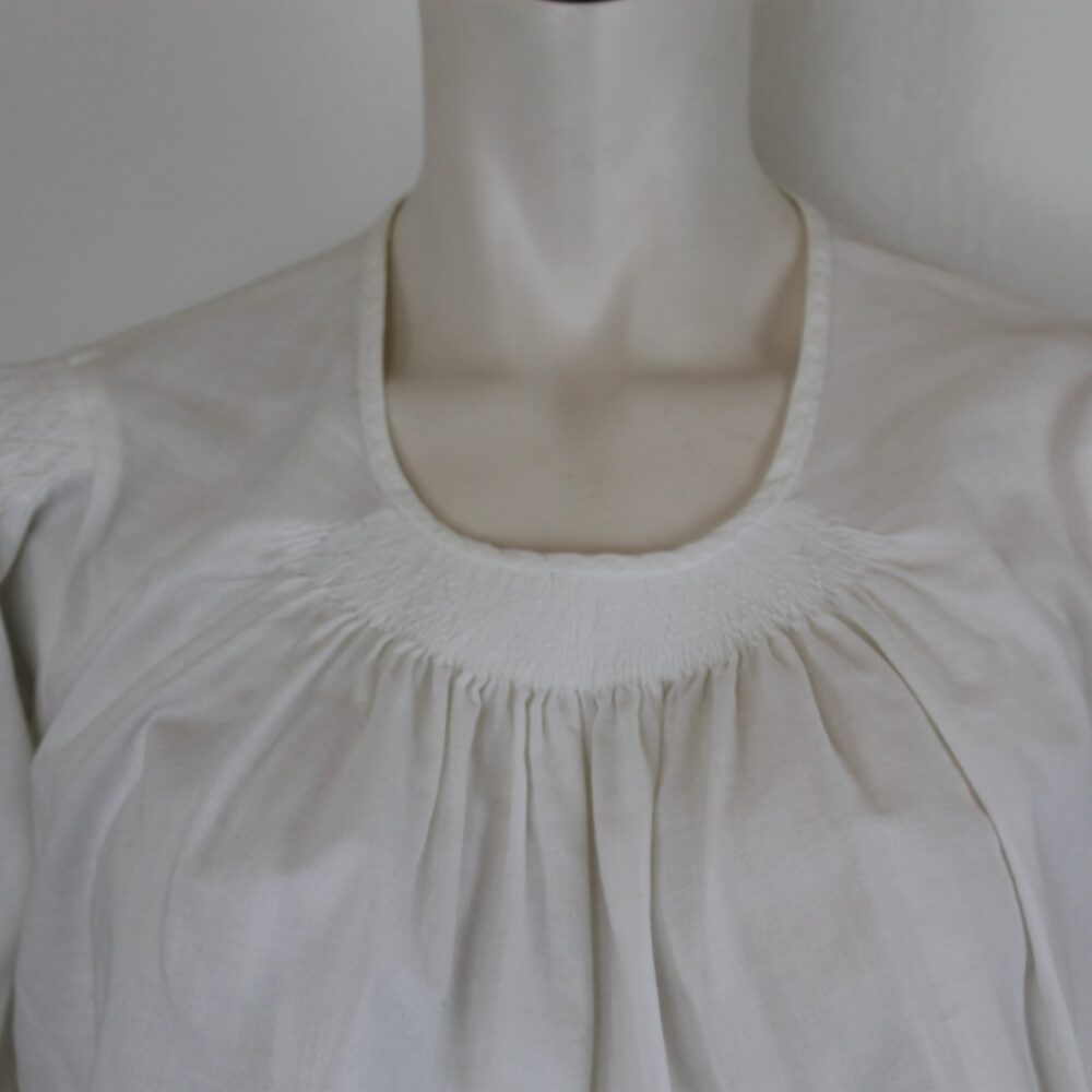 Traditionelle Dirndlbluse, langarm in Größe 42 – Bild 4