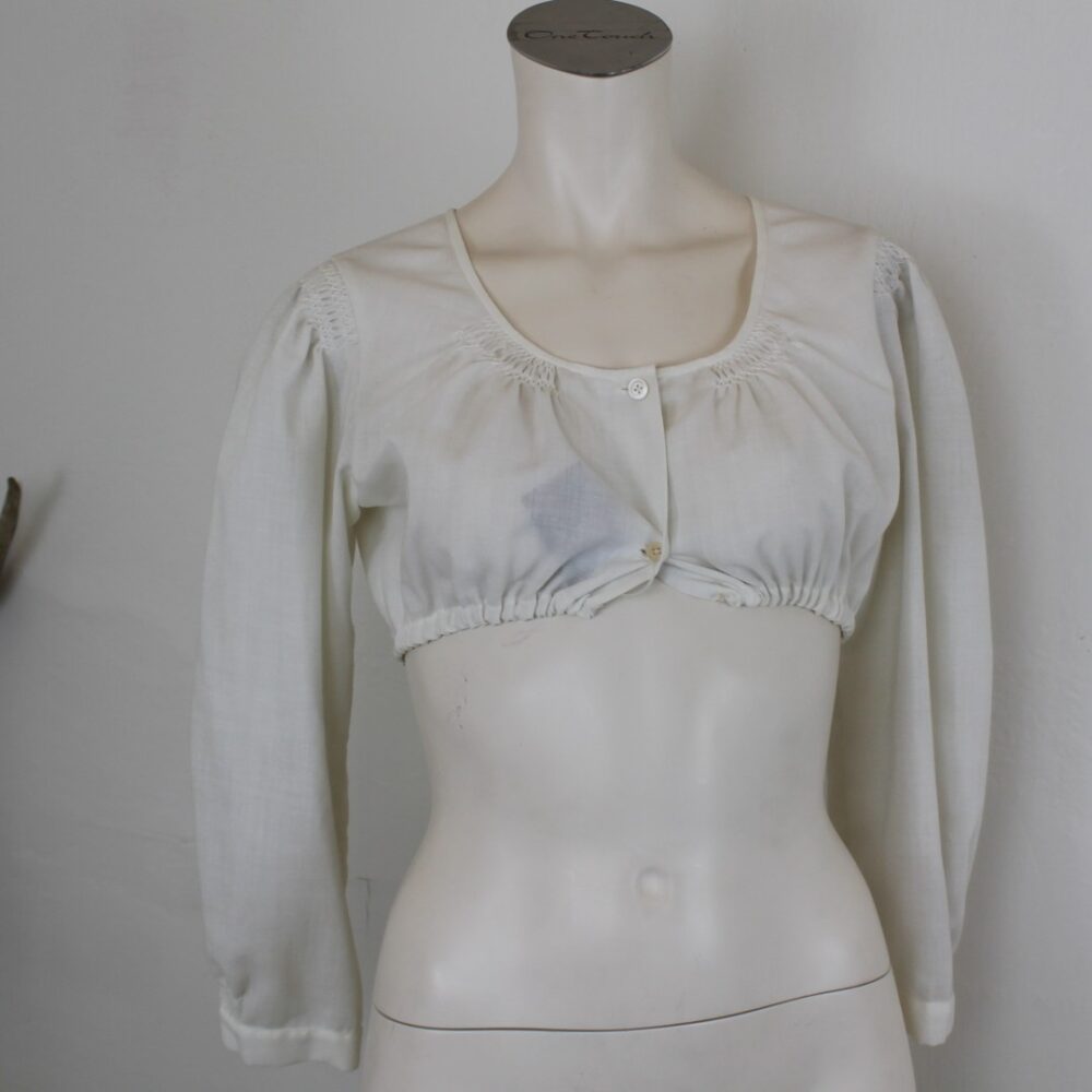 Traditionelle Dirndlbluse, langarm in Größe 42 – Bild 2