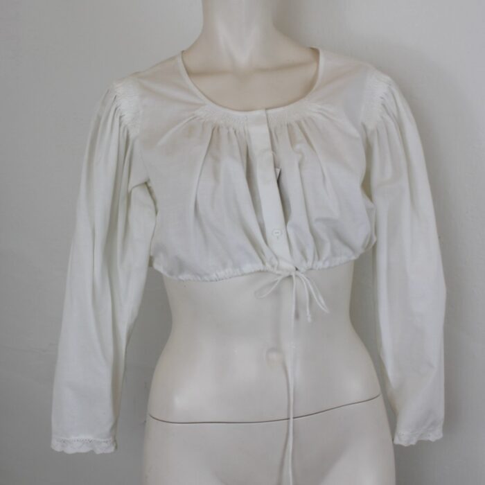 Traditionelle Dirndlbluse,  in Größe 42