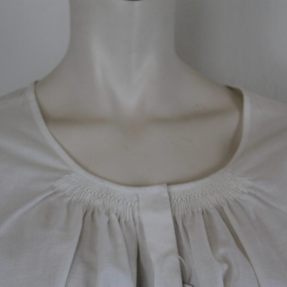 Traditionelle Dirndlbluse,  in Größe 42 – Bild 4