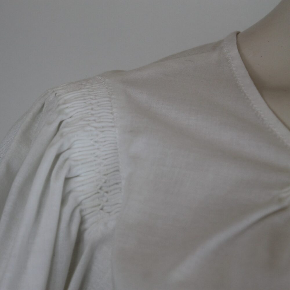 Traditionelle Dirndlbluse,  in Größe 42 – Bild 5