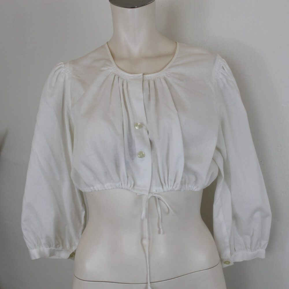 Traditionelle Dirndlbluse, 3/4 Ärmel in Größe 42 – Bild 2