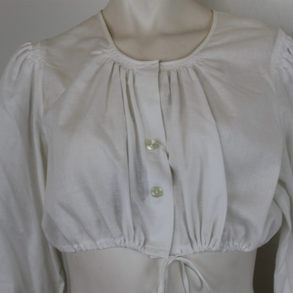 Traditionelle Dirndlbluse, 3/4 Ärmel in Größe 42