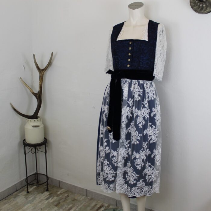 Dirndl von Alpenherz in Größe 40