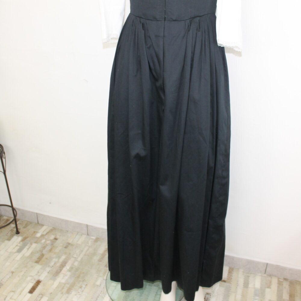 Dirndl von Gössl in Größe 40 – Bild 9