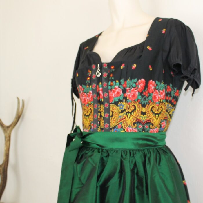 Dirndl von Sportalm in Größe 40