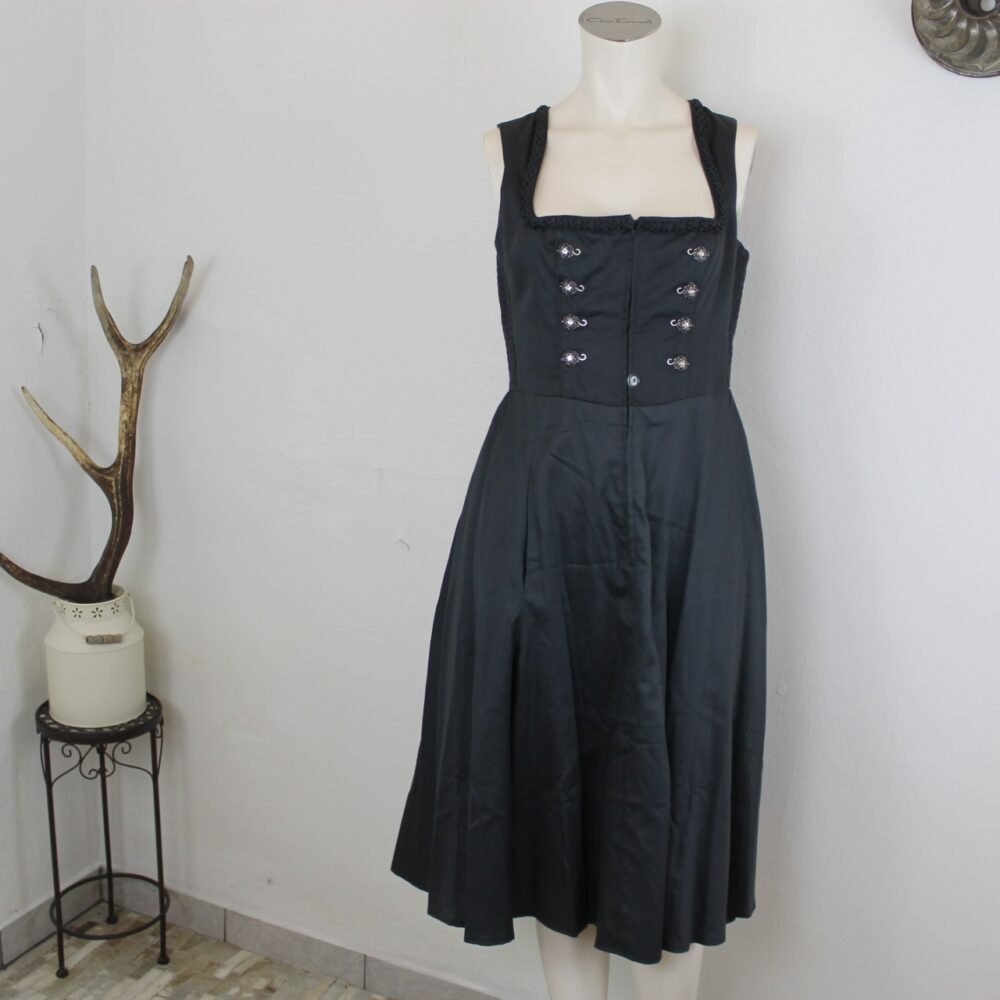 Dirndl von Finest Trachten in Größe 40 – Bild 6