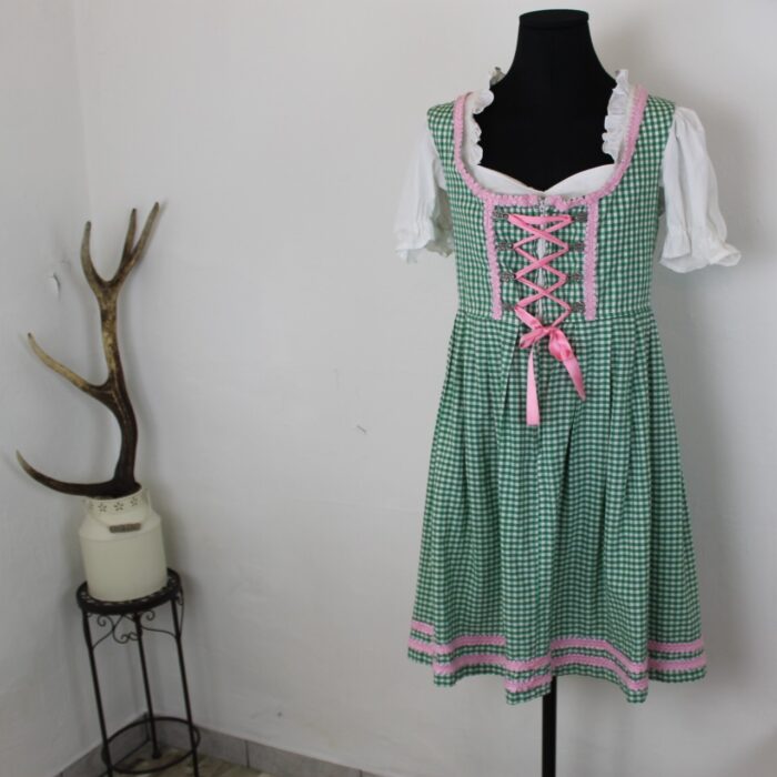 Dirndl von Oskar Trachten