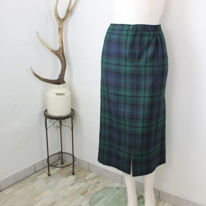 Langer Rock, kariert